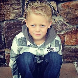 Meet your Posher, Crystal